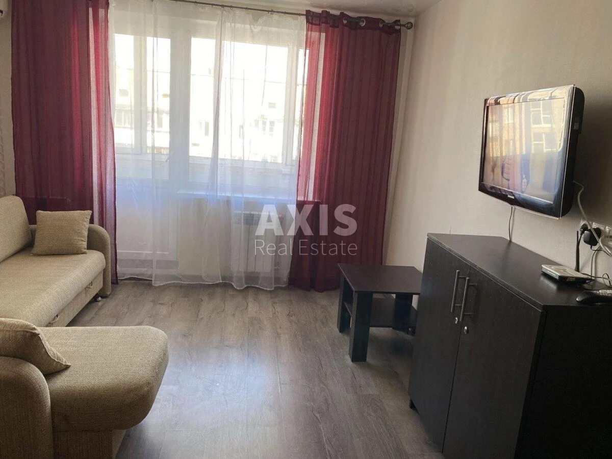 1k apartment pr-t Chervonoyi Kalyny 4702812