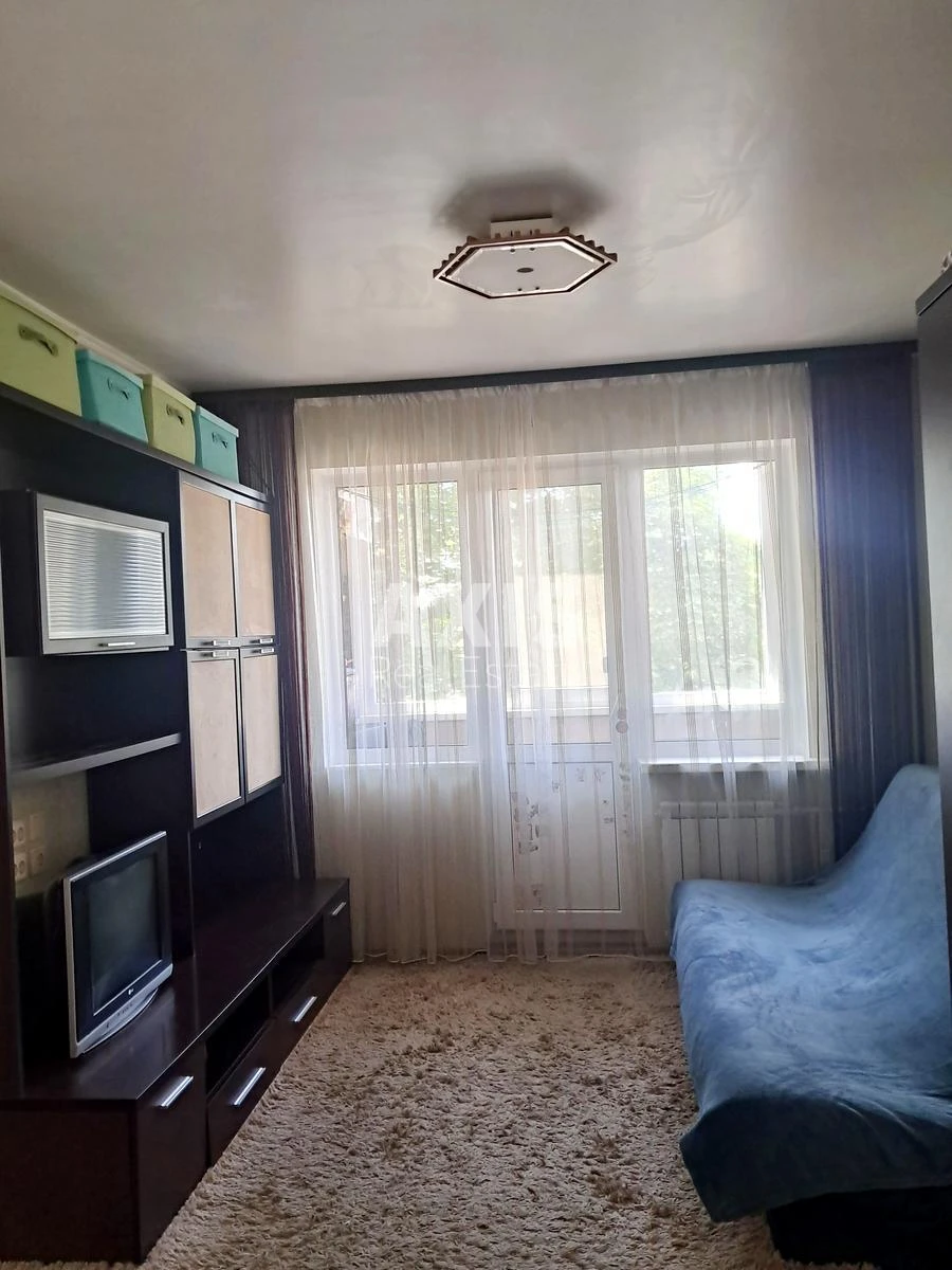 1k apartment vul. Mriyi 17B701643