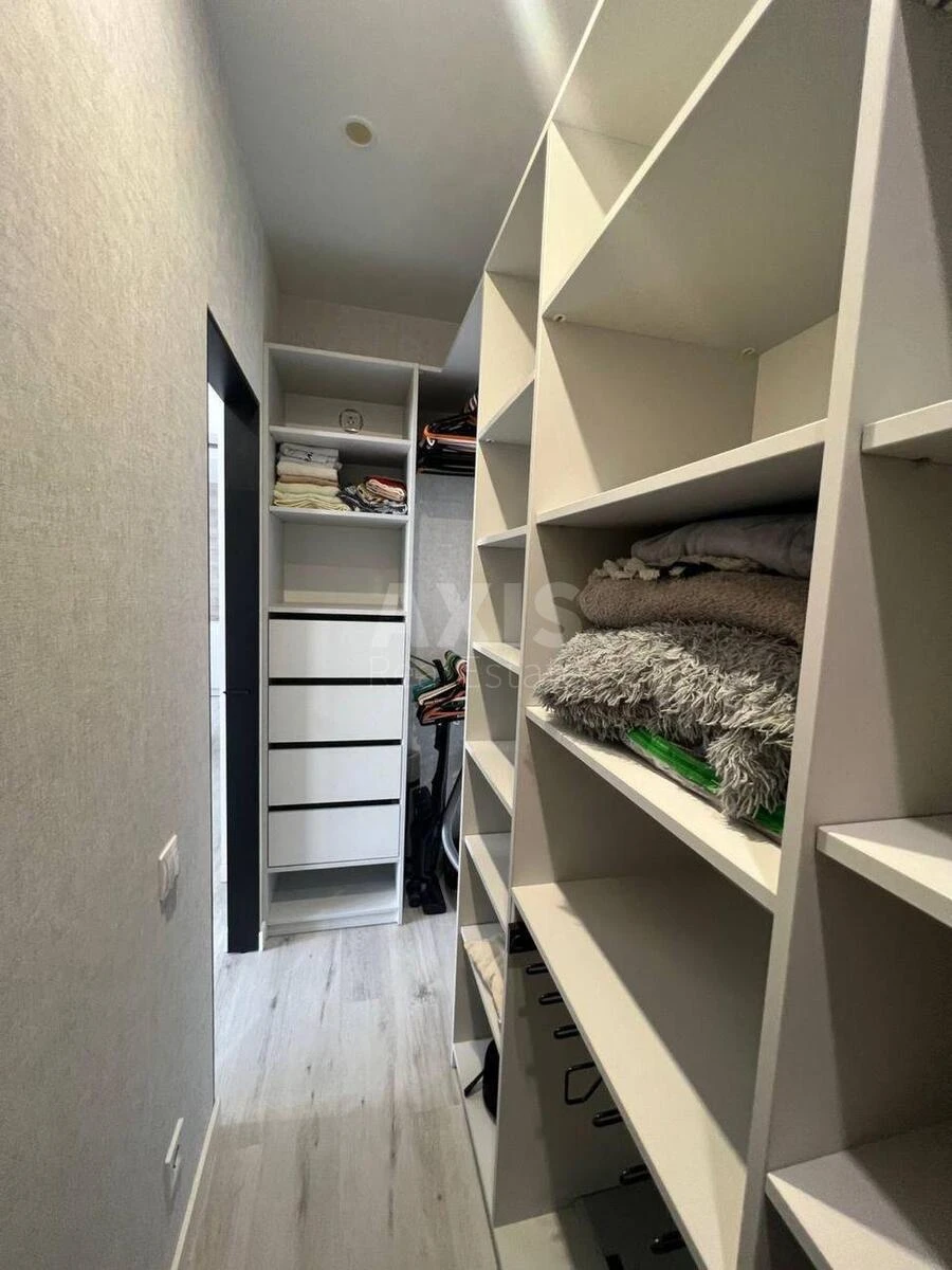 2k apartment vul. Sverstjuka Jevgena 643968