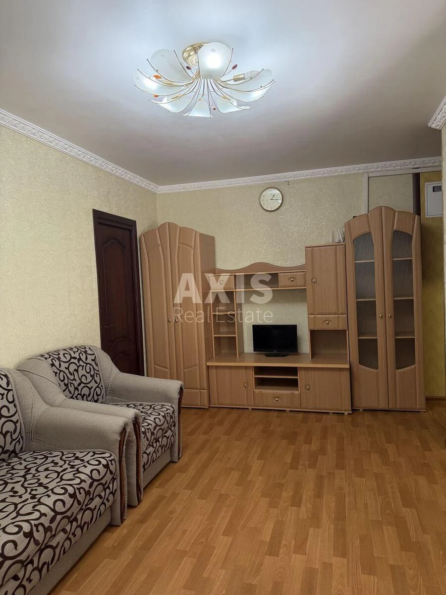 2к квартира пр-т Соборности 12696524