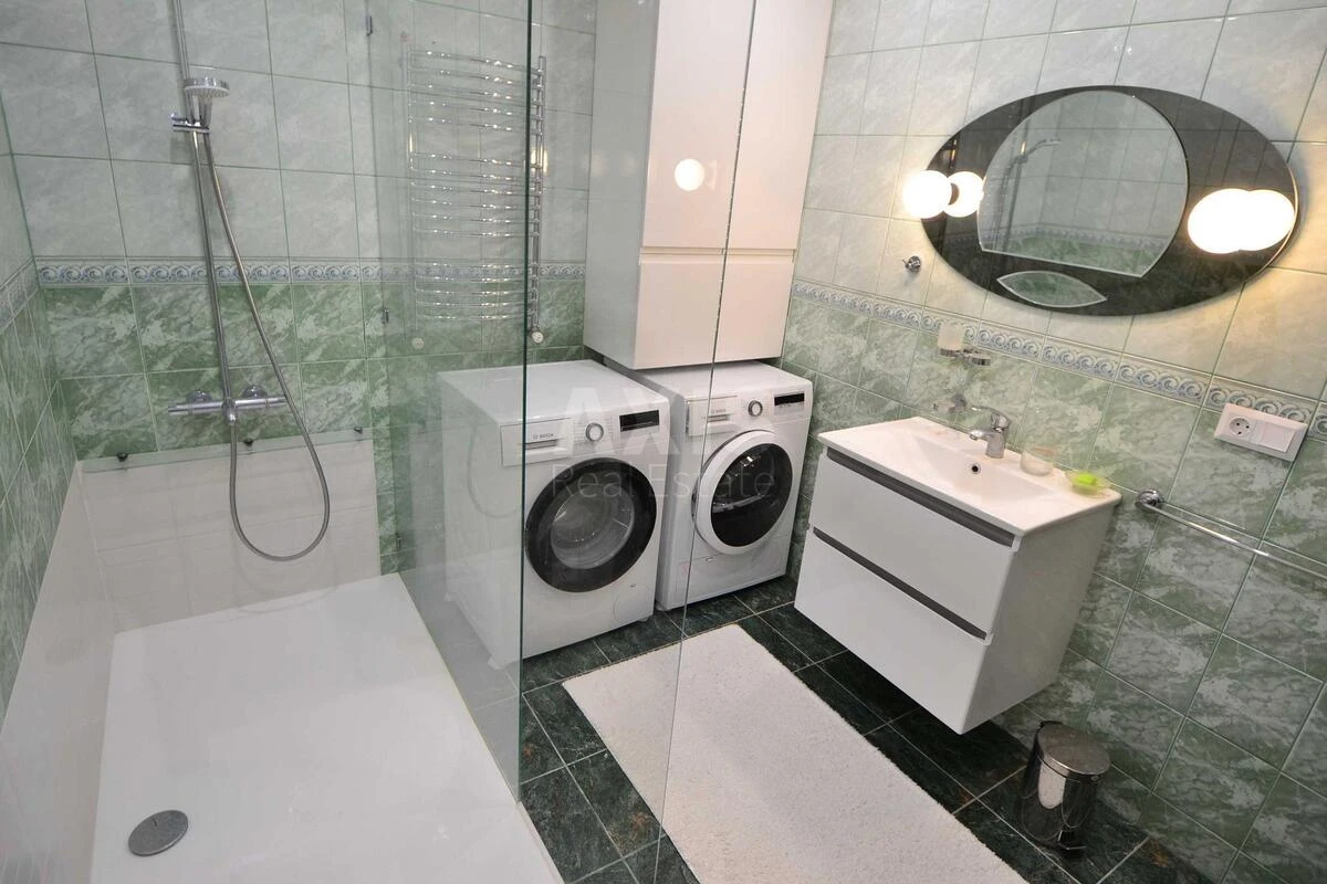2k apartment prov. Varyazkyy 136839512