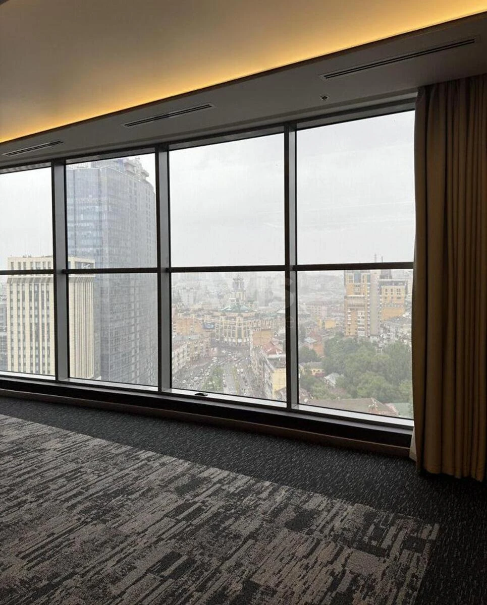 Office vul. Mechnykova 2, 330m2651052