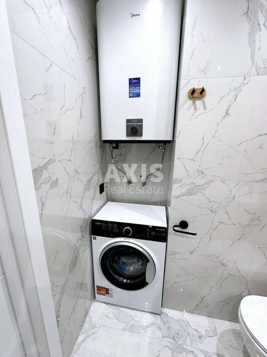 1k apartment vul. Rodyny Kristeriv 20640327