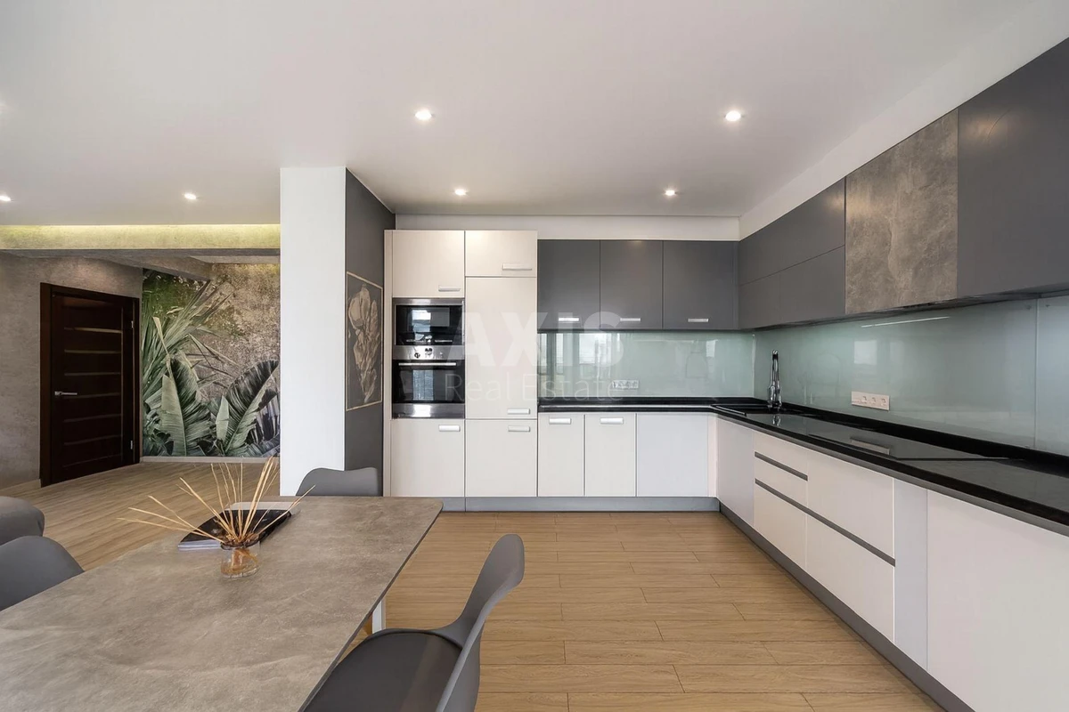 2k apartment vul. Myhajla Maksymovycha three-G313670