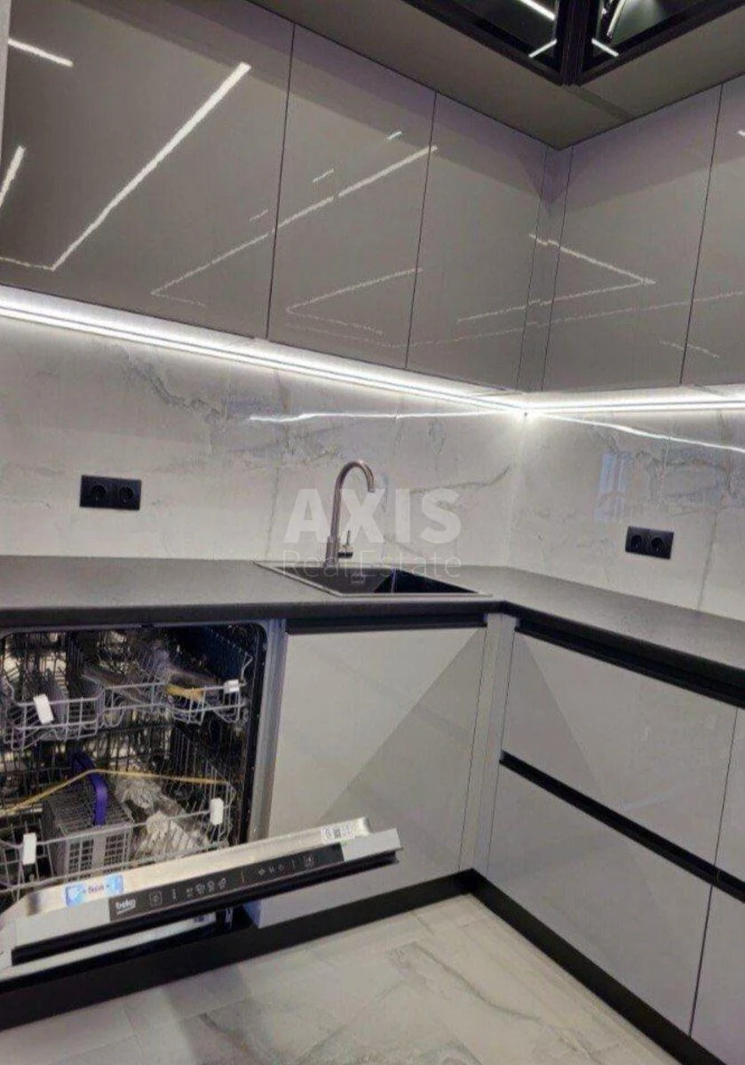 3k apartment vul. Urlivs'ka 38628960