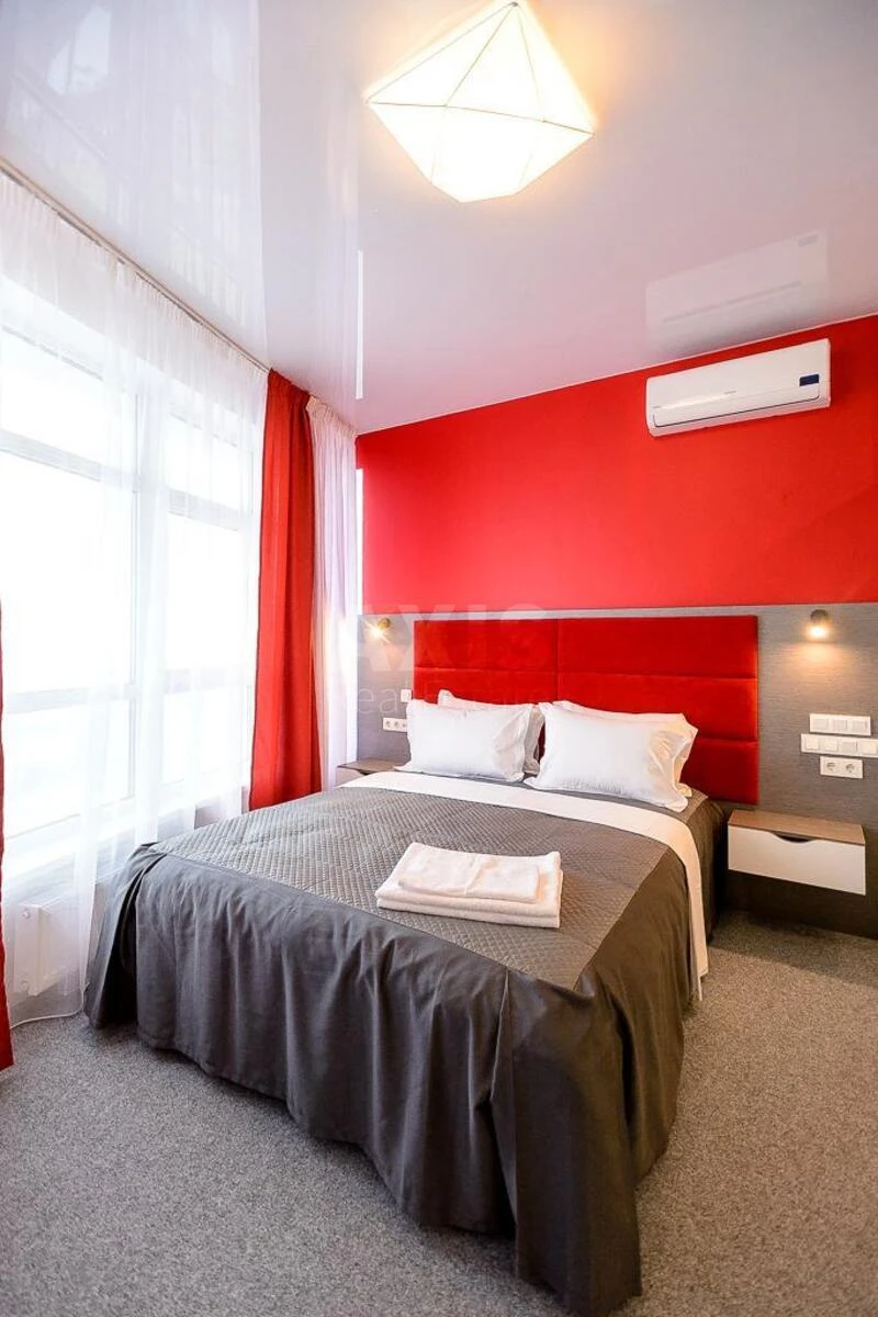 2k apartment uzv. Klovs'kyj 7654431