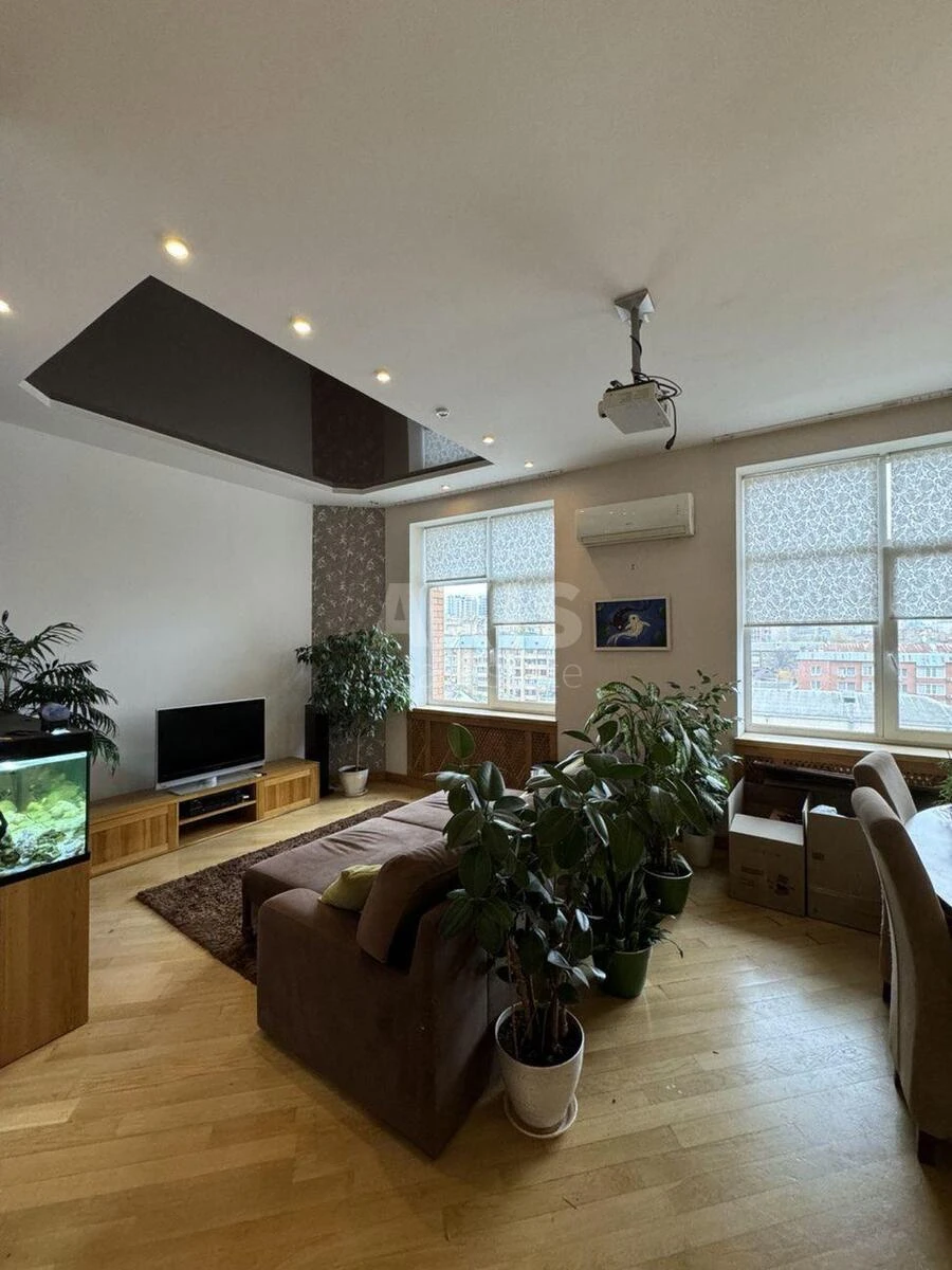 4k apartment vul. Dmytrivs'ka 66А675080