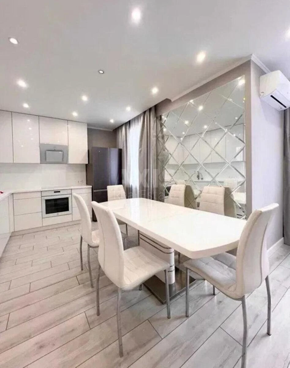 3k apartment bul. Mykoly Rudenka 8690850