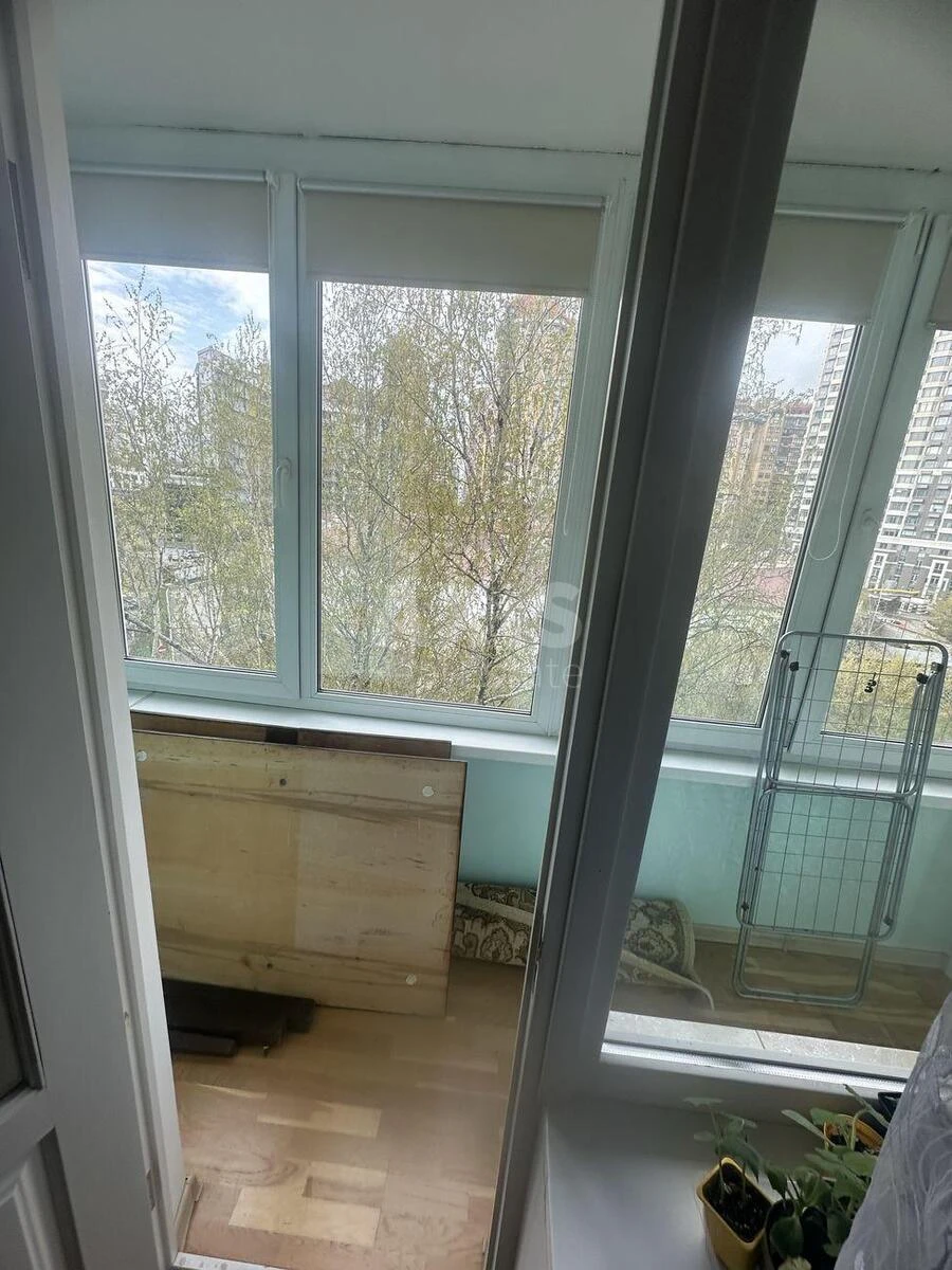 2k apartment vul. Jevgena Konoval'cja 376716212