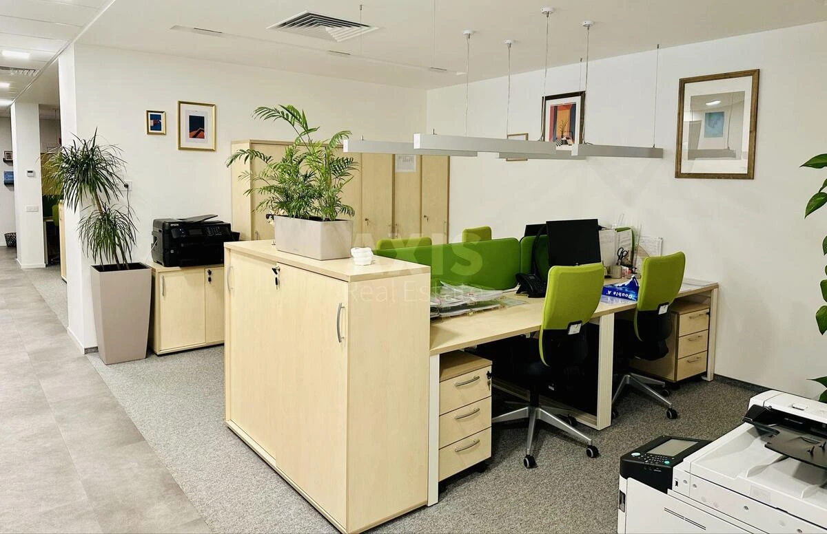 Office pl. Sportyvna 3, 210m2597067