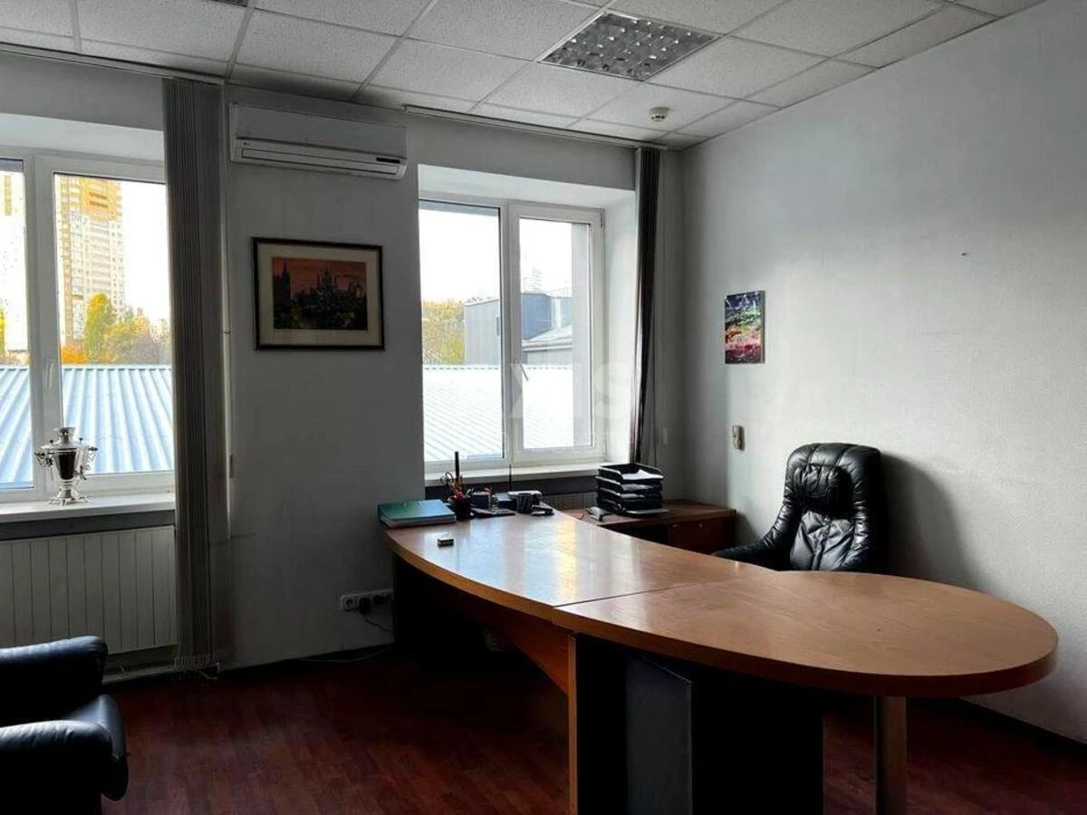 Офис ул. Генерала Шаповала 10, 1830м2689285