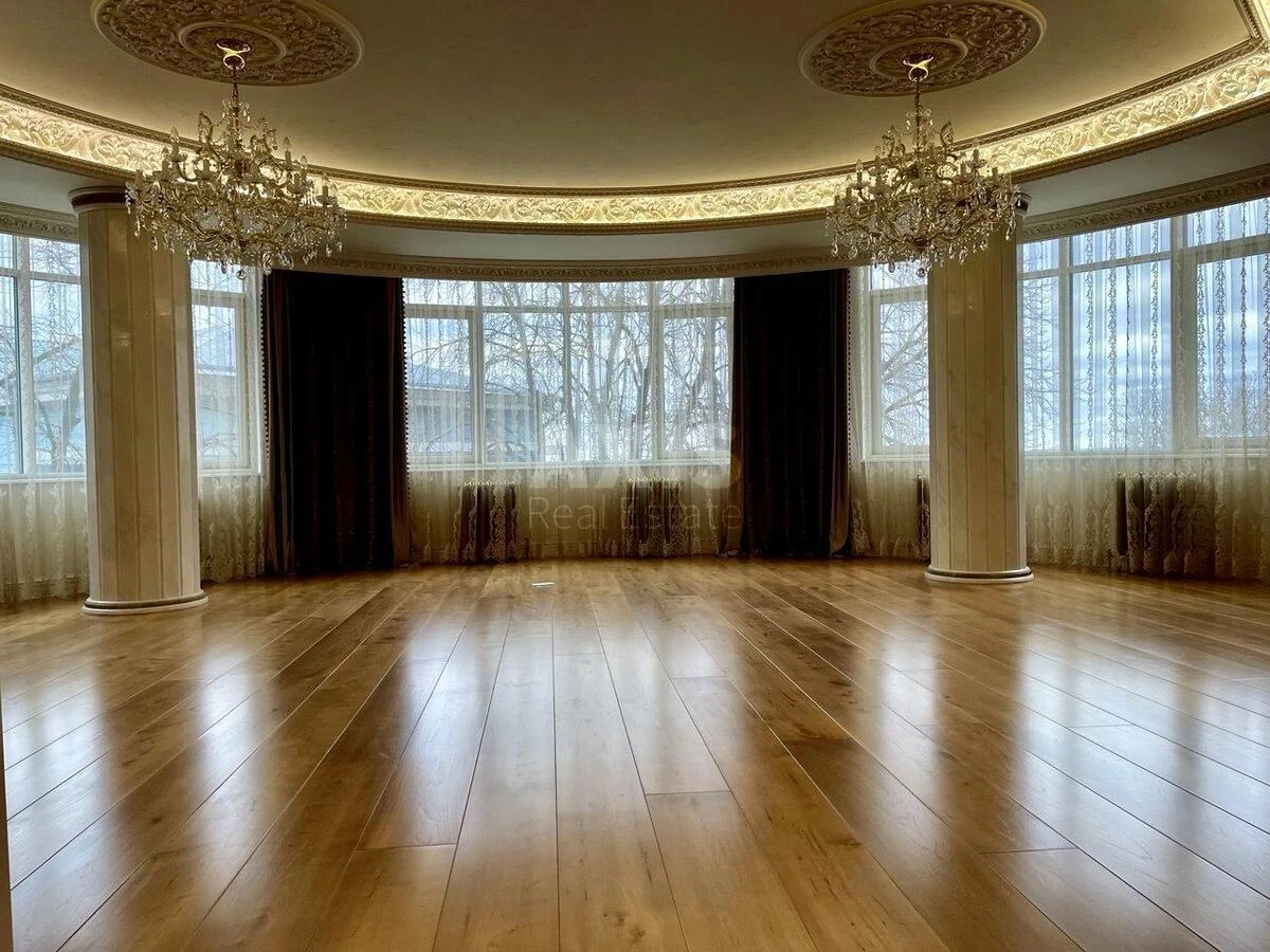 4k apartment vul. Mazepy Ivana 11Б657451