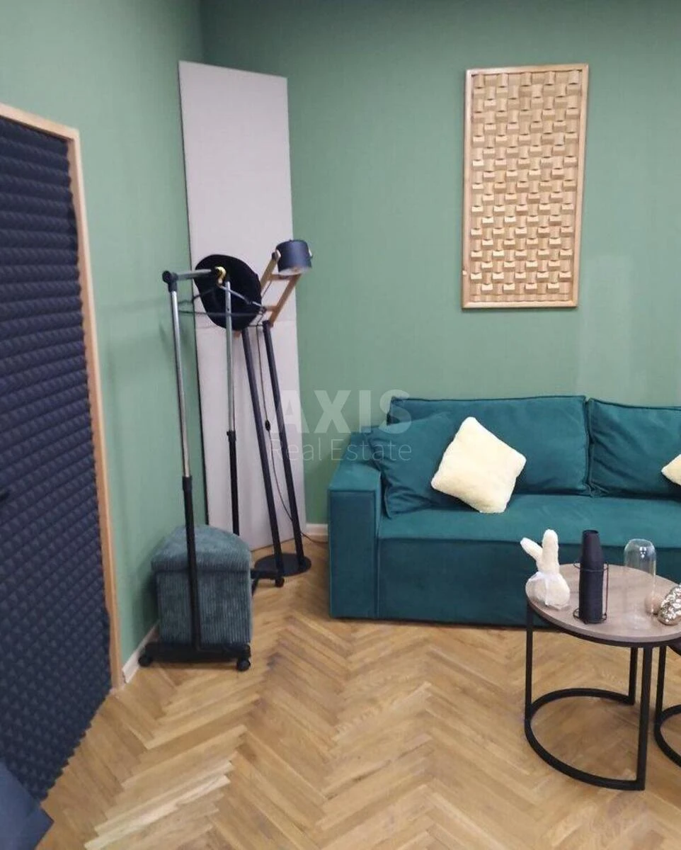 Офис ул. Первомайского Леонида 9, 38м270755
