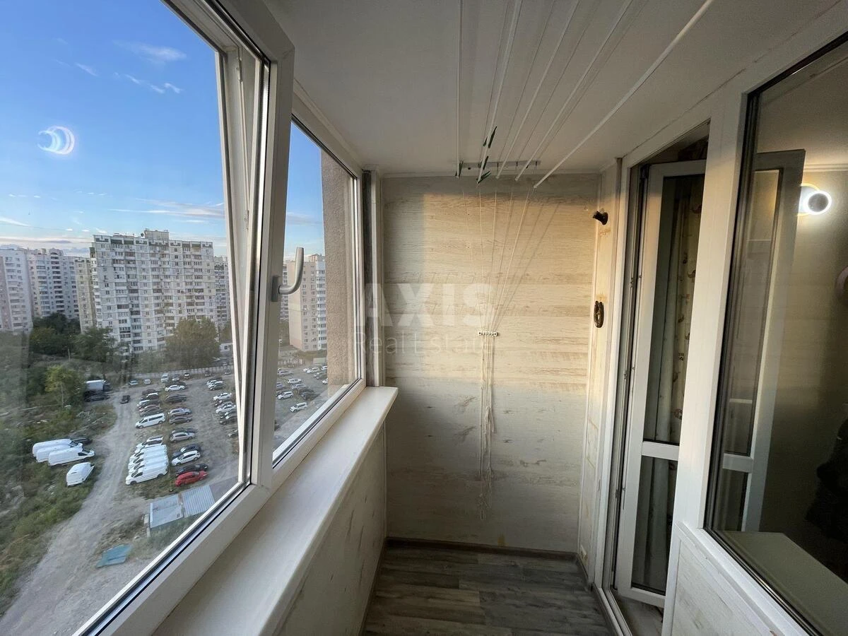 2к квартира ул. Соломии Крушельницкой 13707679
