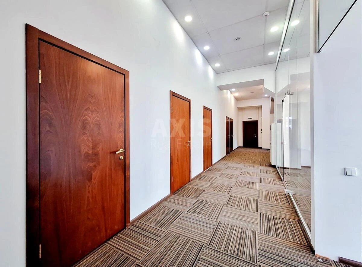 Office prov. Ohots'kyj 7, 258m2678789