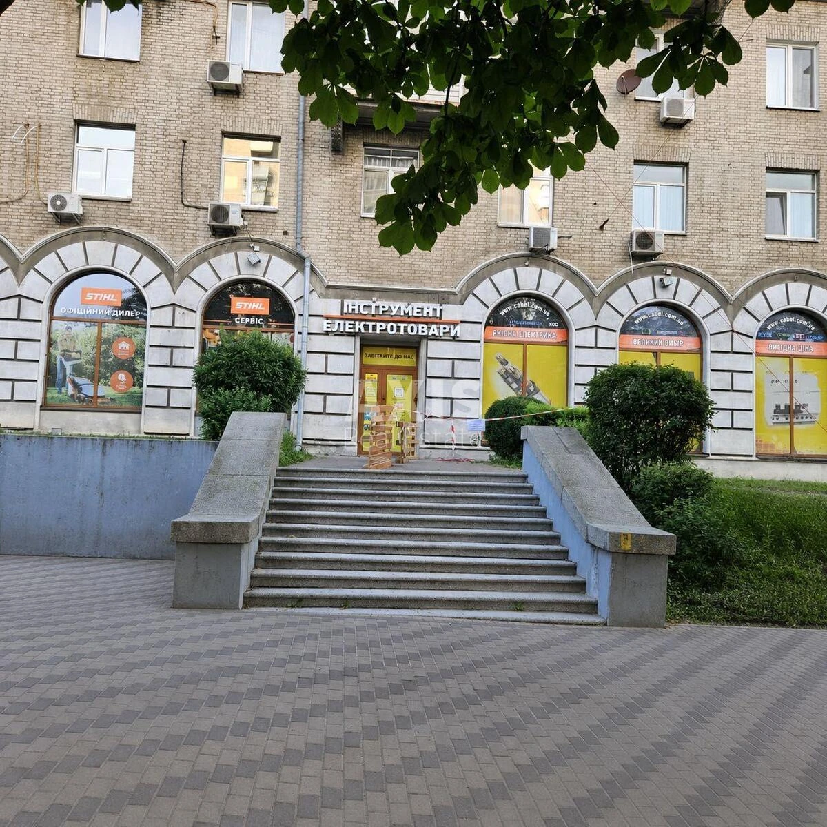 Объект торговли пр-т Воздушных Сил 14/17, 350м2698283