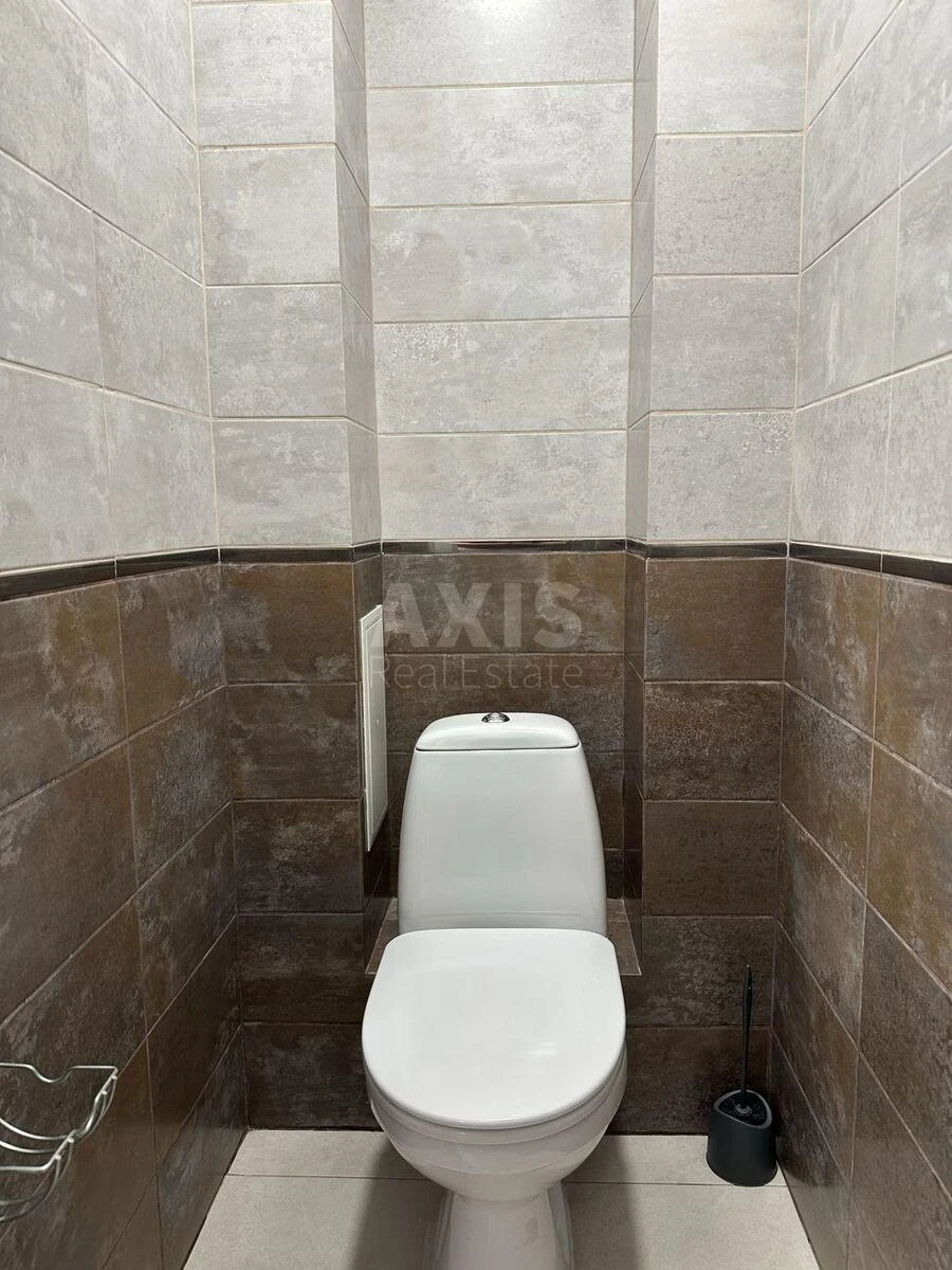 2к квартира ул. Ревуцкого 13683459