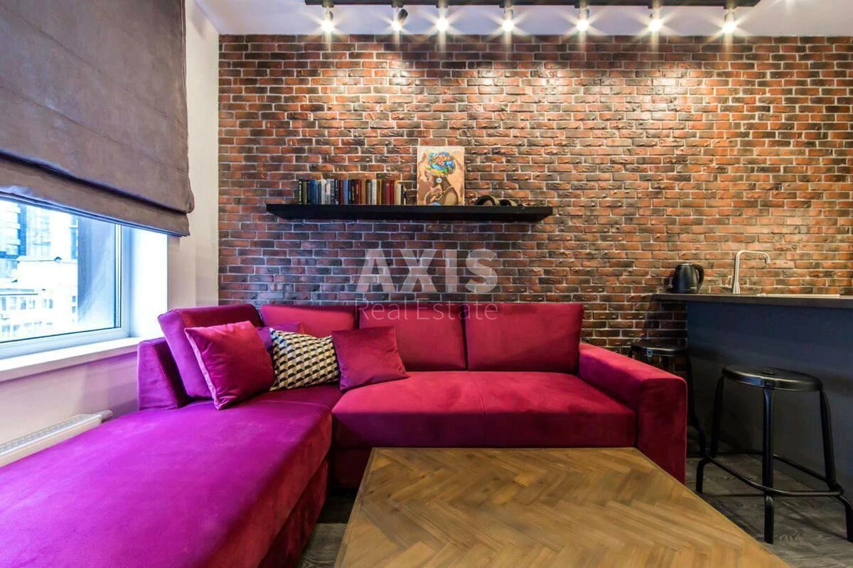 2k apartment vul. Vasylya Tyutyunnyka 28A655344