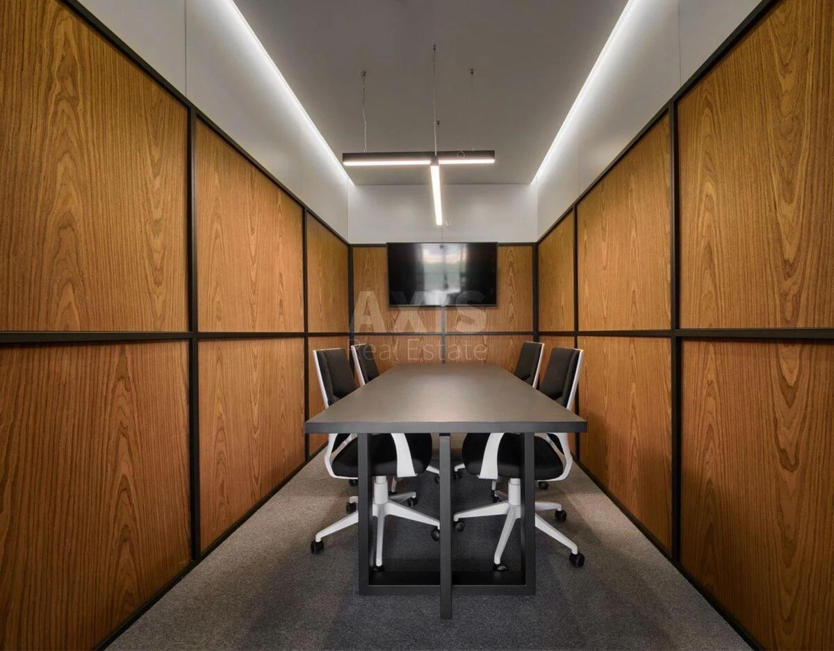 Office vul. Sichovyh Stril'civ 84А, 217m2668072