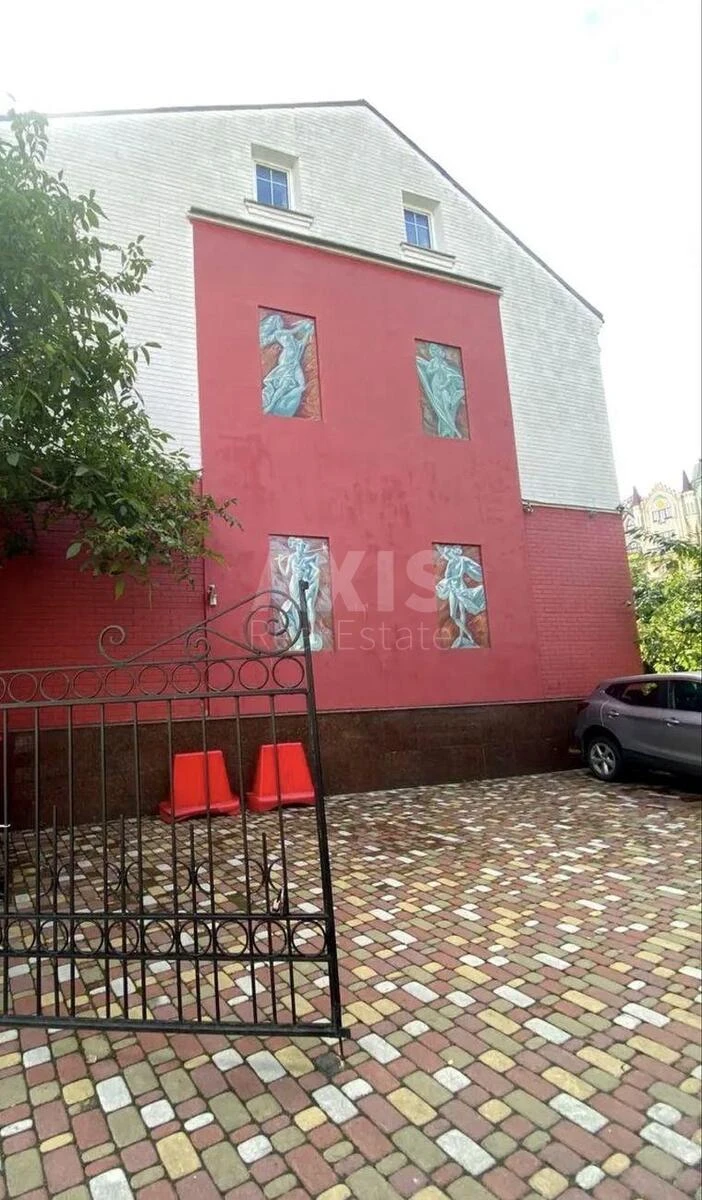 Office vul. Vozdvyzhens'ka 10А, 101m2685972