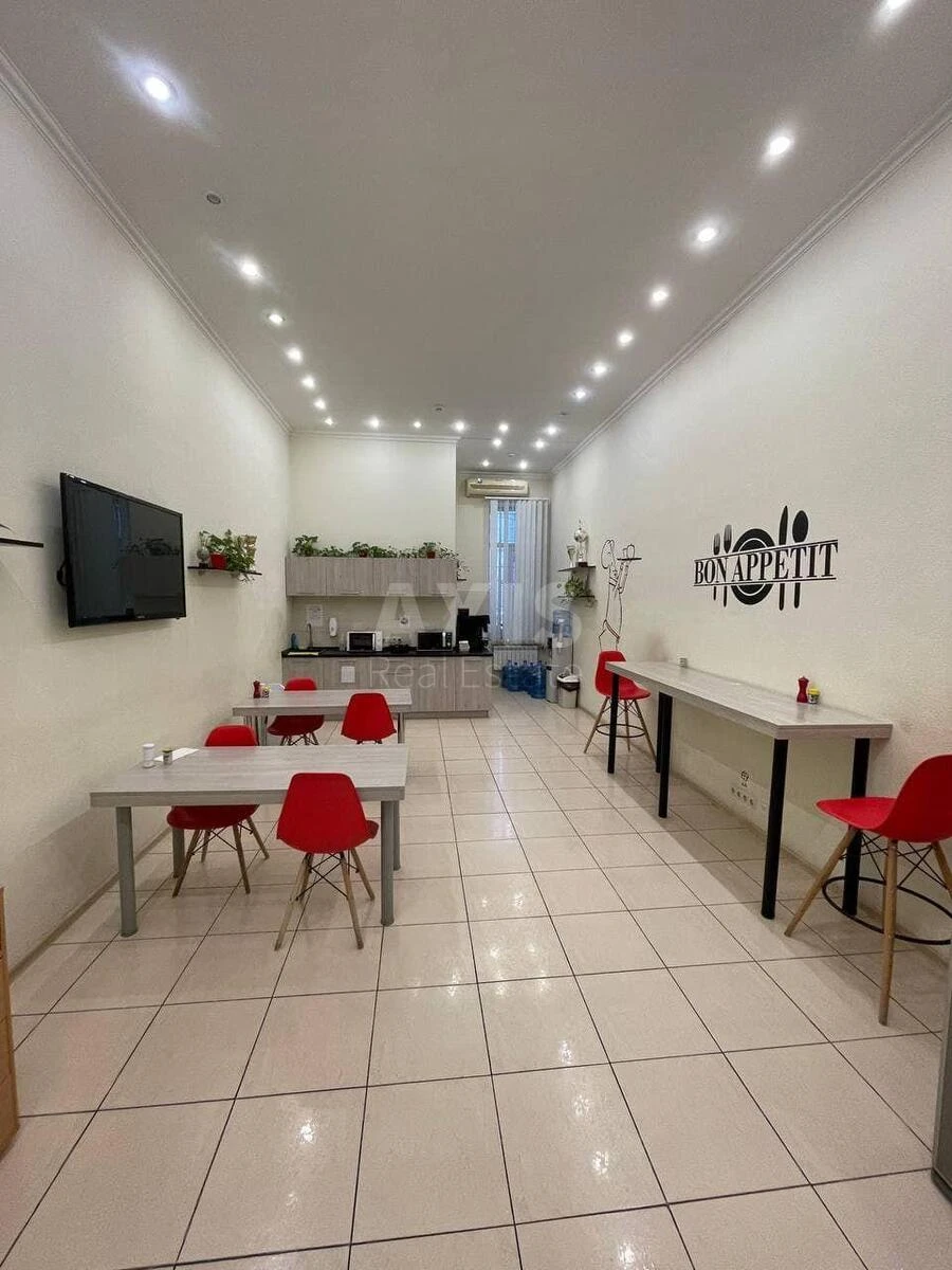 Office prov. Panfilovciv 1, 1500m2670034