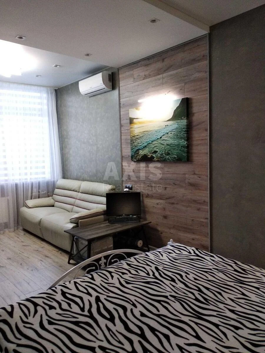 1k apartment pr-t Obolons'kyj 54641824