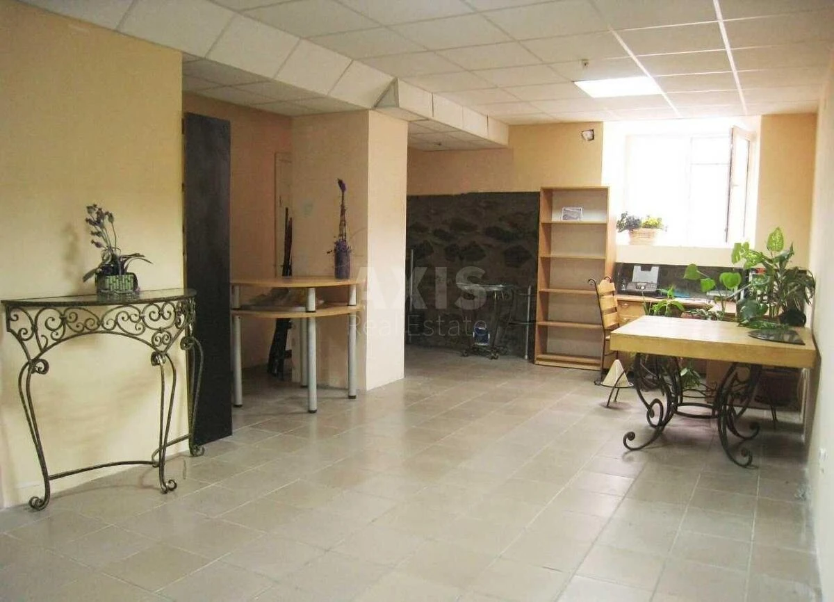Trade object vul. Bastionna 2/1, 190m2717408