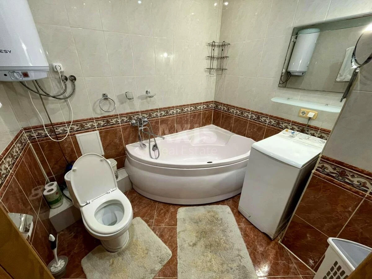 3k apartment vul. Jerevans'ka 13668178