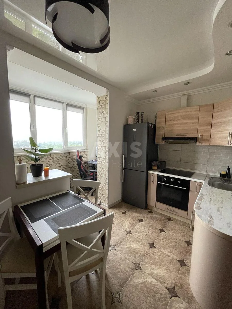 1k apartment vul. Oleksandrivs'ka 1