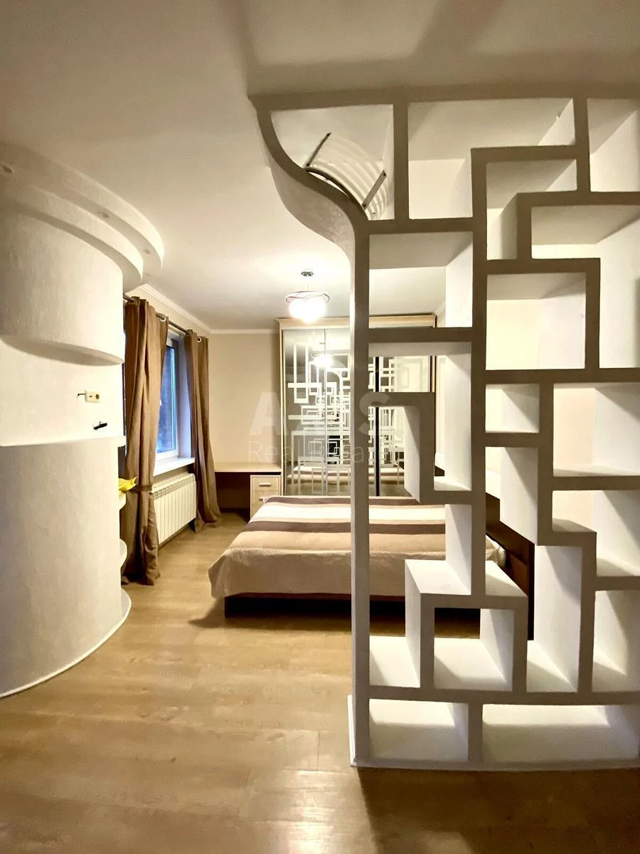 House vul. Patriotiv, 164m2, Kyiv city633176