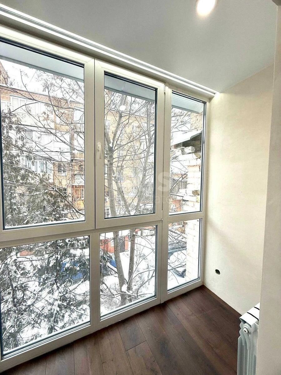 2k apartment vul. Volodymyrs'ka 76Б656220