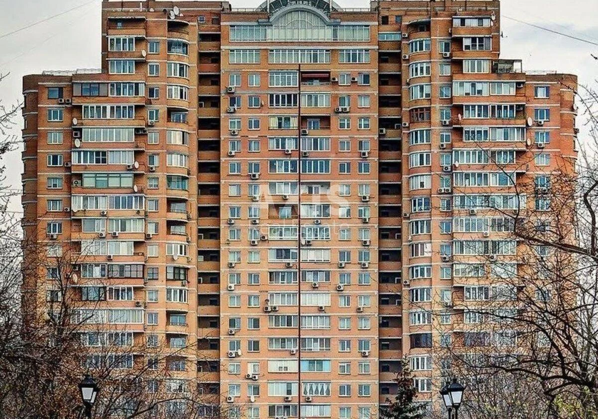 4к квартира бул. Игоря Шамо 12485319