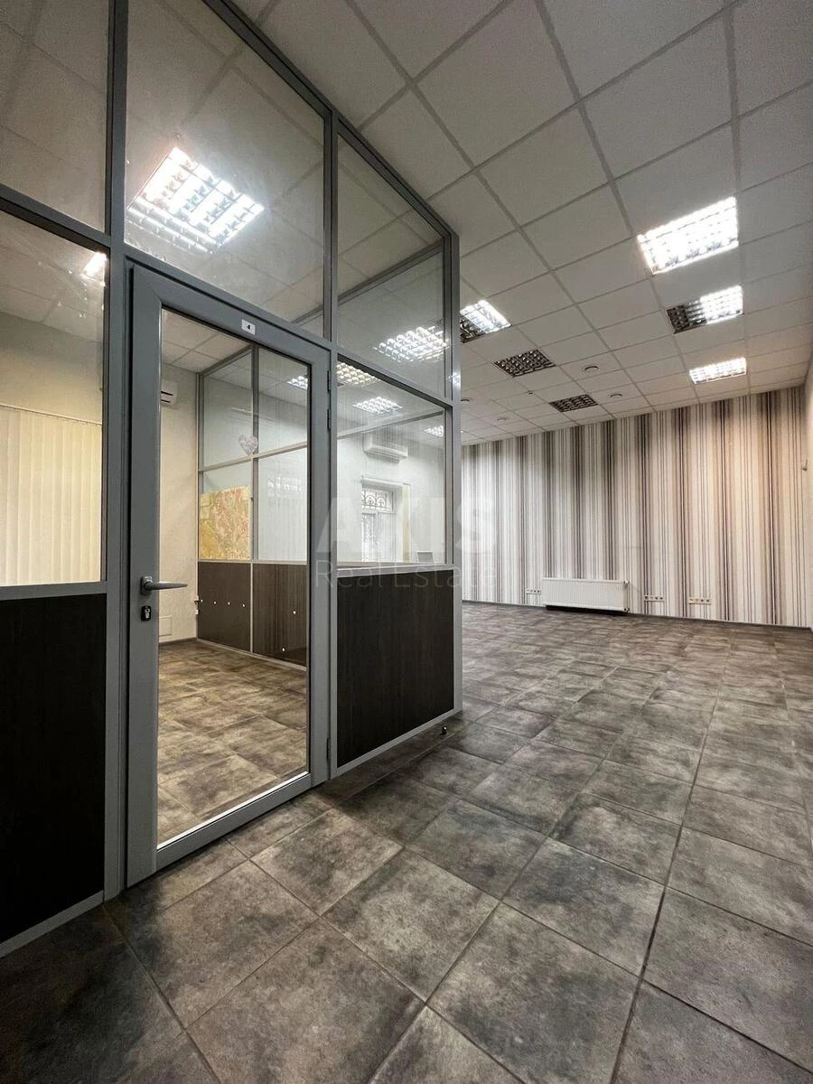 Office prov. Kyjanivs'kyj 3/5, 276m2663251