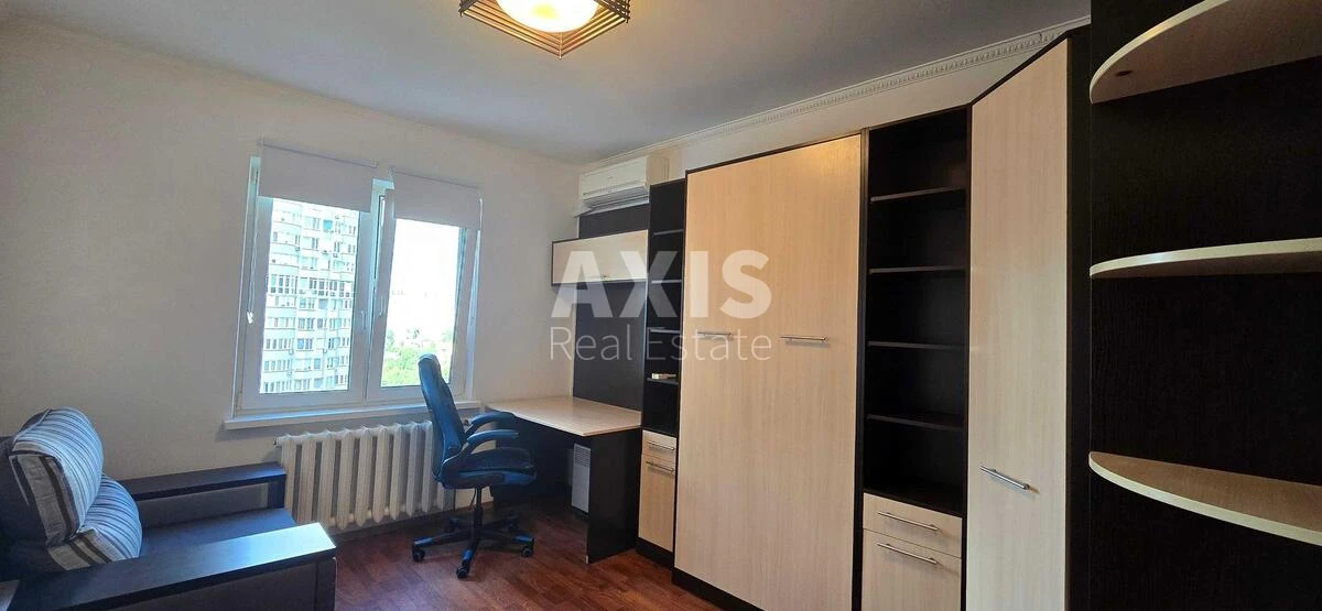 3k apartment vul. Urlivs'ka 19579207