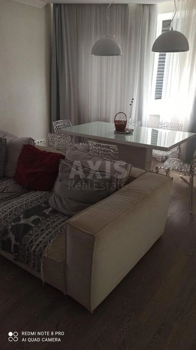 3k apartment vul. Lebedjeva-Kumacha 7В709602