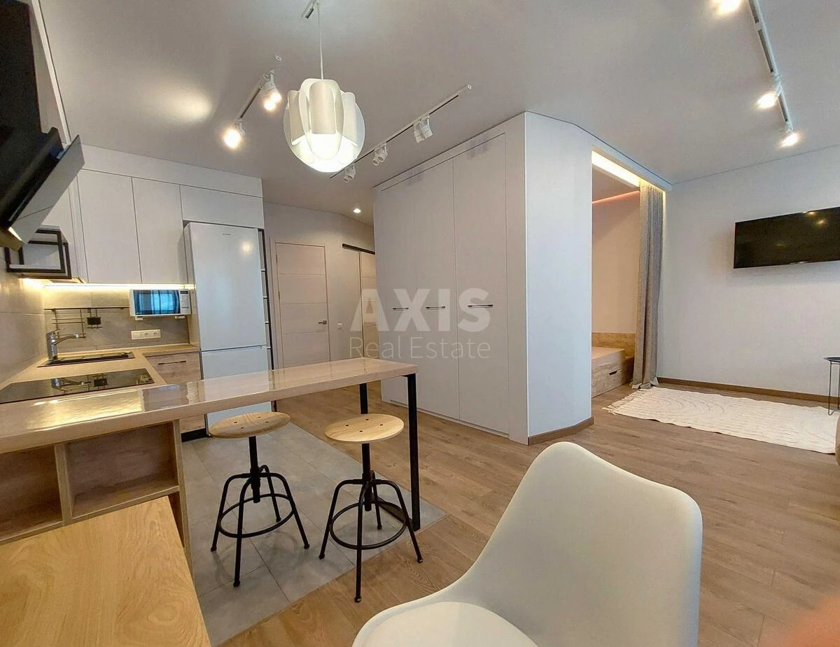 1k apartment vul. Sverstjuka Jevgena 470968