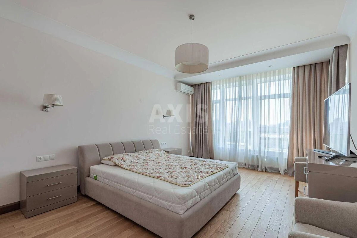 3k apartment uzv. Klovs'kyj 7А693215