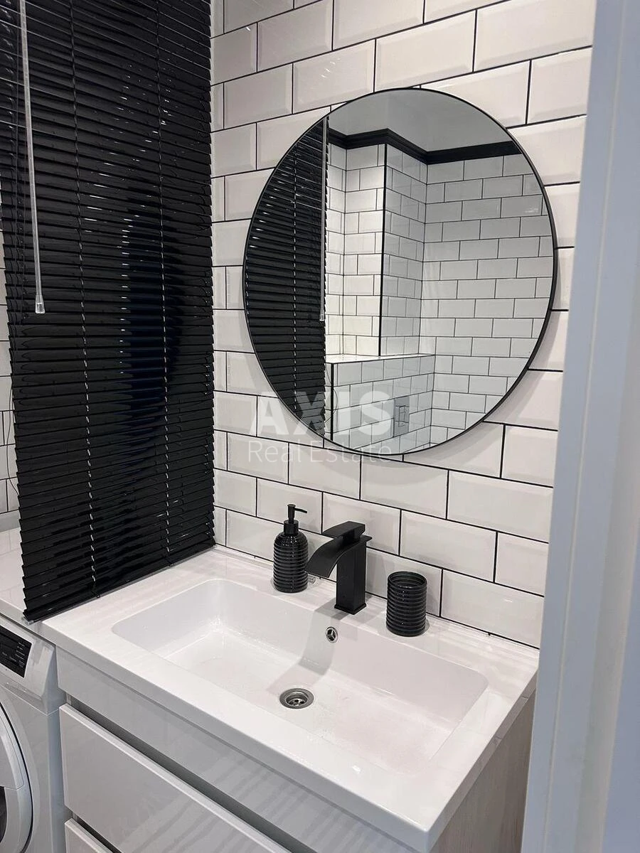 2k apartment nab. Dniprovs'ka 19A642925