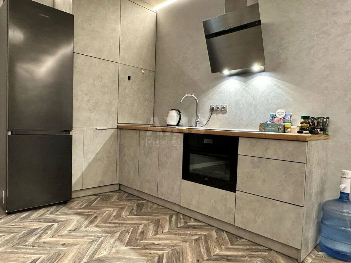2k apartment pr-t Bazhana Mykoly 16708190