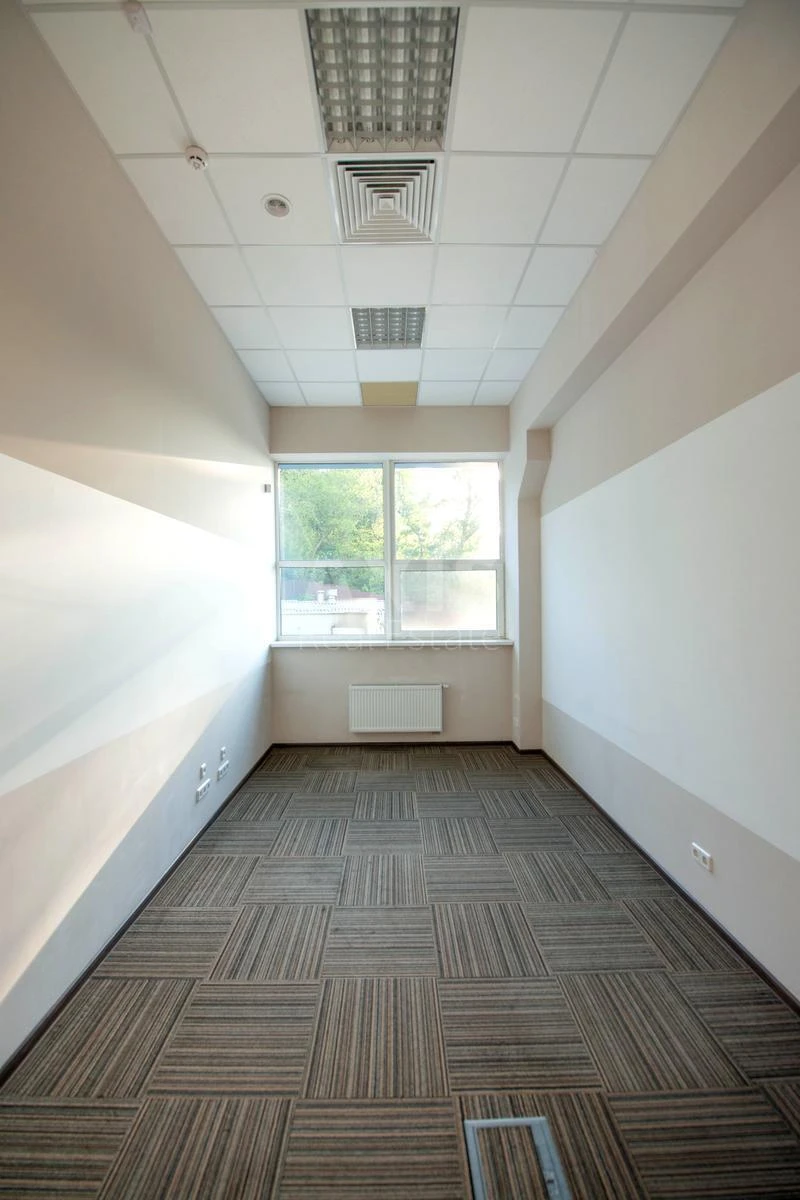 Office prov. Ohots'kyj 7, 598m2678655