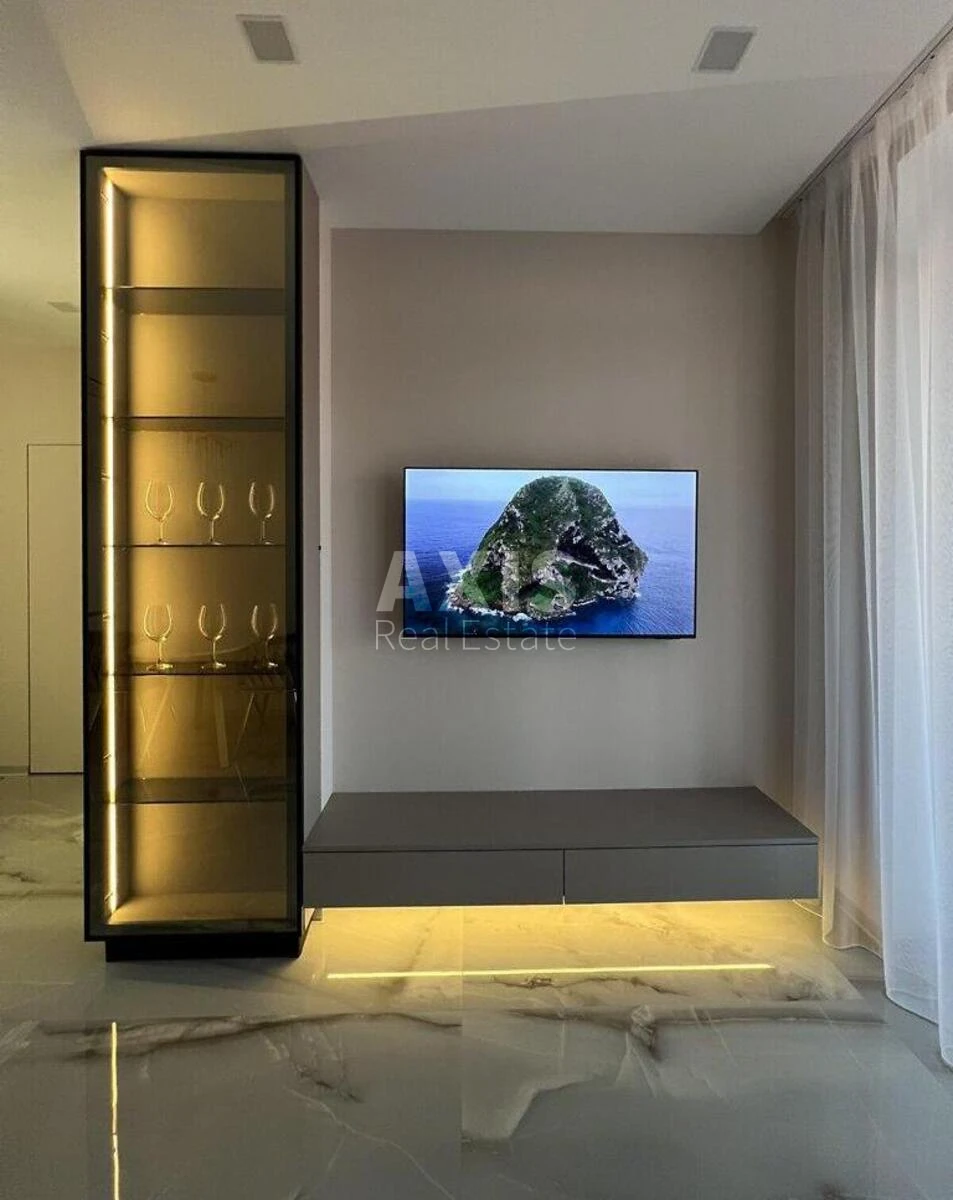 1к квартира ул. Братьев Шеметов 8695747