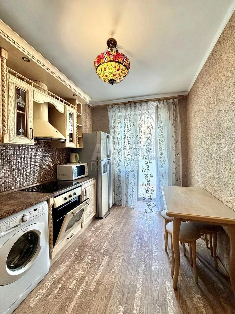 3к квартира ул. Старонаводницкая 4666378