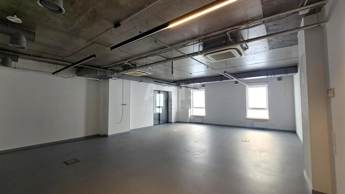 Office vul. Saksagans'kogo 90, 900m2668666