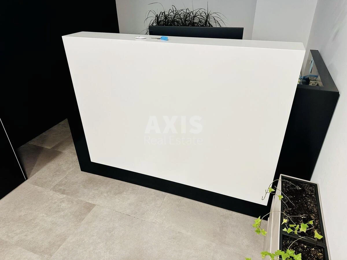 Офис пл. Спортивная 3, 210м25970610