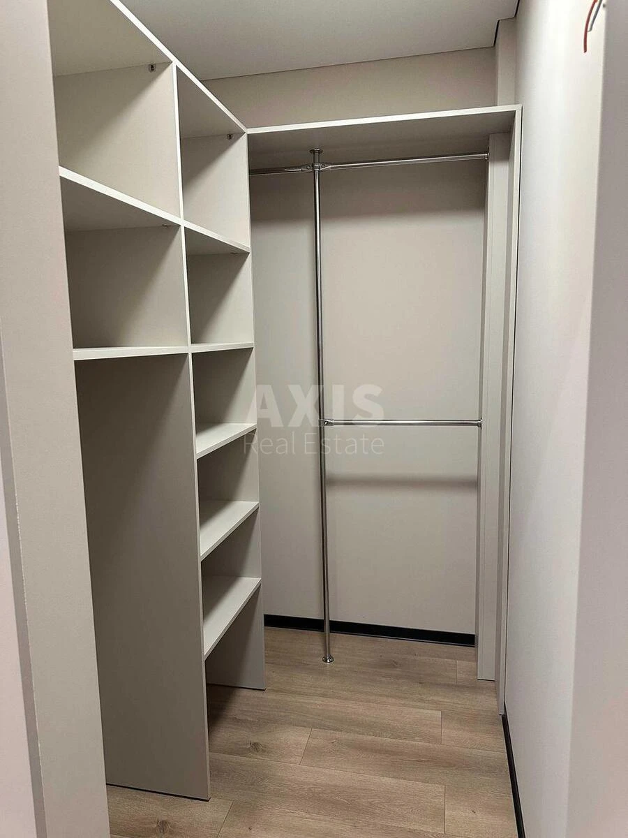 1к квартира пр-т Бандеры Степана 32Д646068