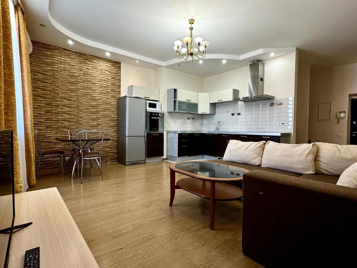 3k apartment vul. Staronavodnyc'ka 6Б
