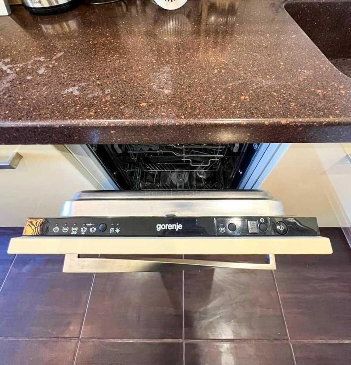 2k apartment vul. Voskresens'ka 14660941