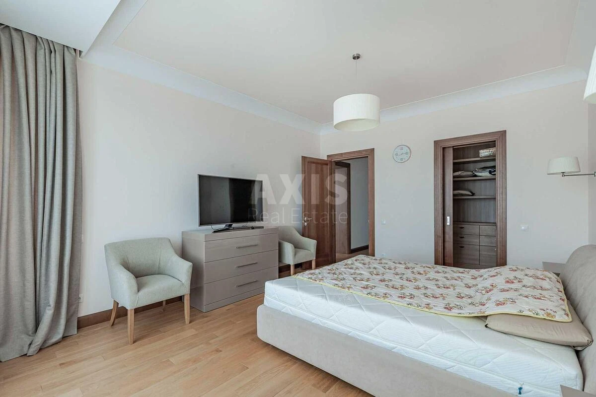 3k apartment uzv. Klovs'kyj 7А693216