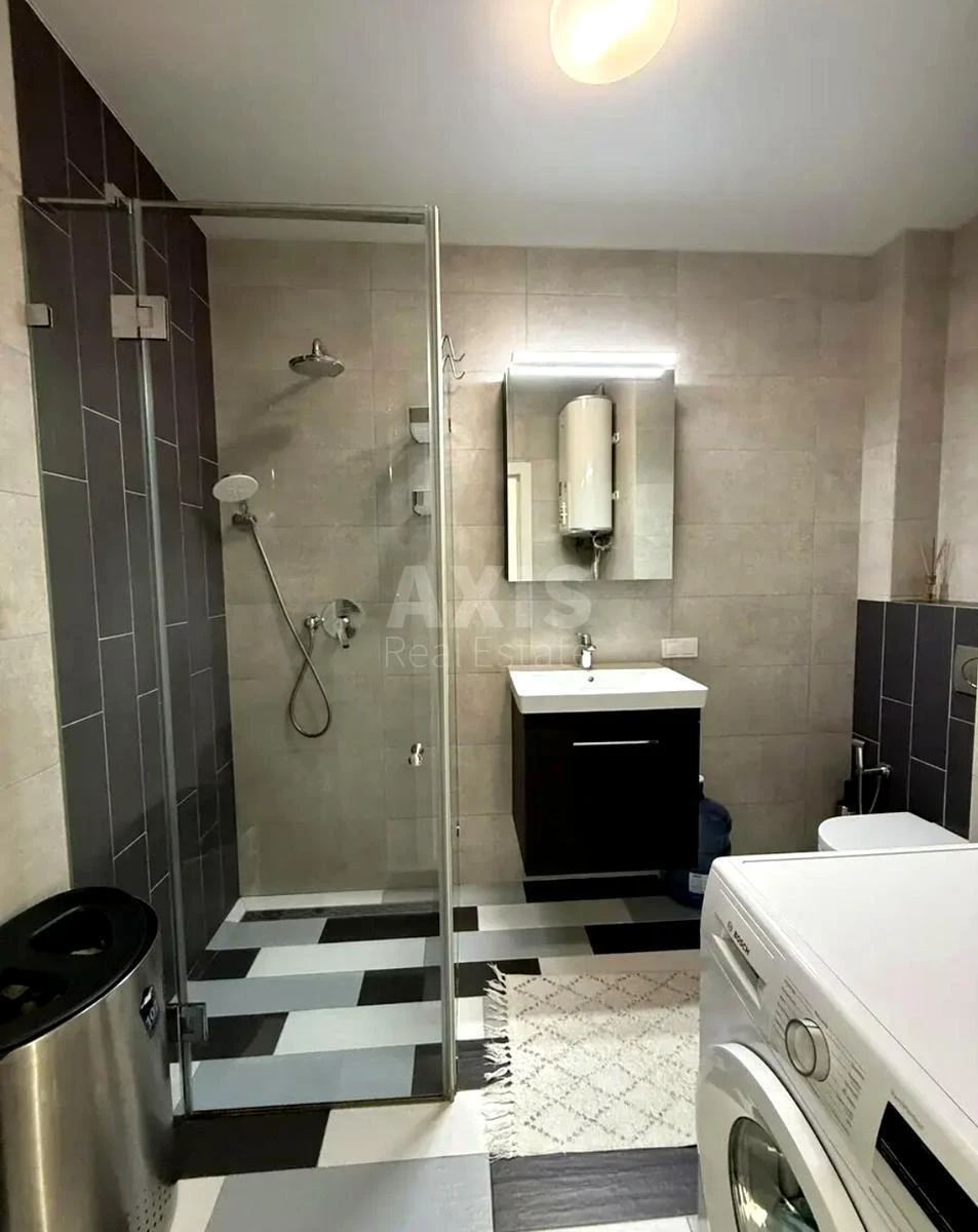 1k apartment vul. Malevycha Kazymyra 89644644