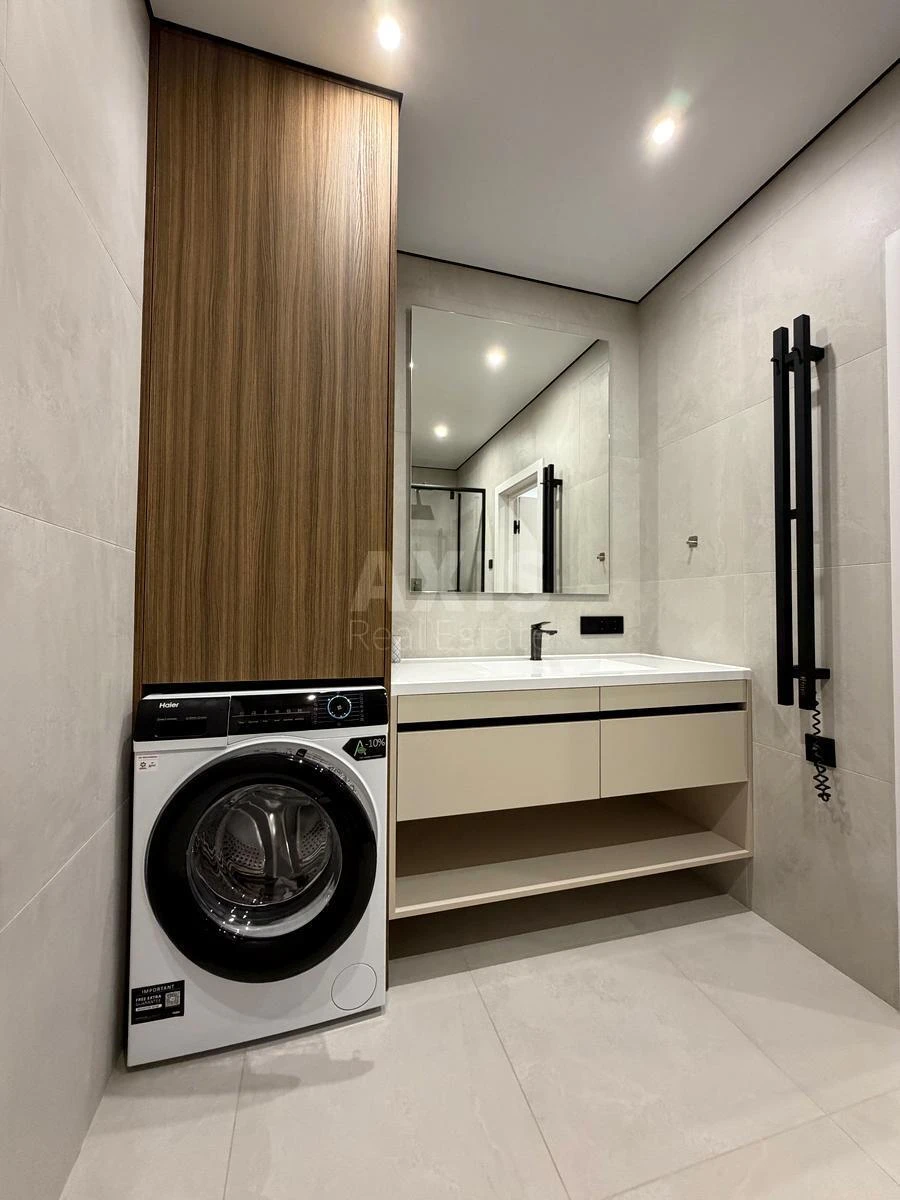 1k apartment nab. Dniprovs'ka 15К6940716